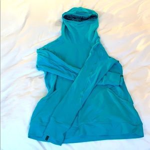 Technical outdoor sport sweatshirt